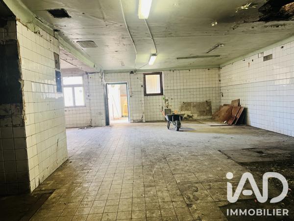 Immeuble à vendre 250 m² Hundling