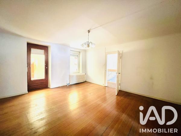 Immeuble à vendre 250 m² Hundling