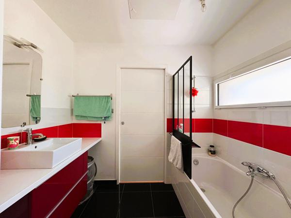 Maison Contemporaine De 2014 à Pornichet - 7 Pièces - 5 Chambres -3 Salles De Bain