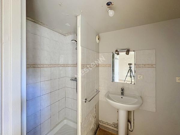 POITIERS ? APPARTEMENT 2 PIÈCES À DEUX PAS DU MARCHÉ NOTRE-DAME ? IDÉAL PREMIER ACHAT OU INVESTISSEMENT !