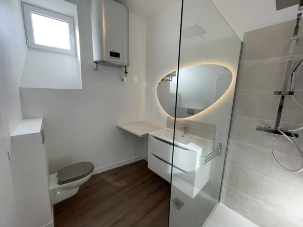 Immeuble à vendre 8 pièces de 170 m²