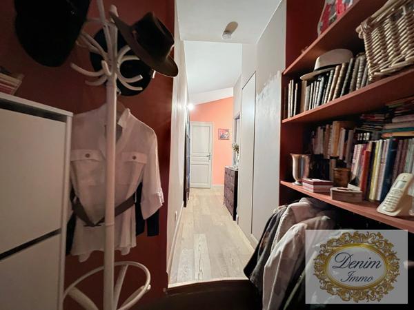 Nîmes (30000) Appartement Haussmannien entre les Arènes et la Maison Carrée