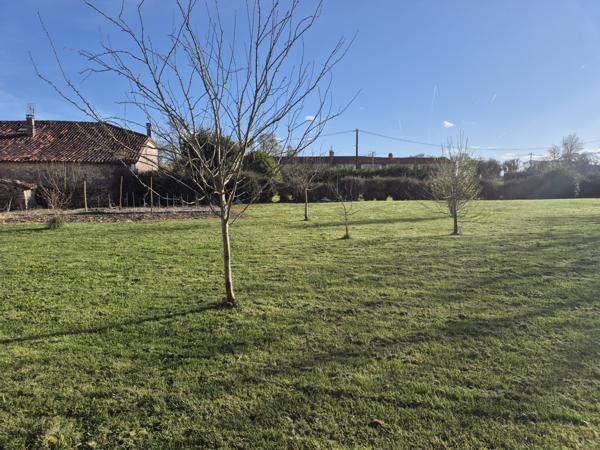 Maison en pierre à 15 km de Rouillac