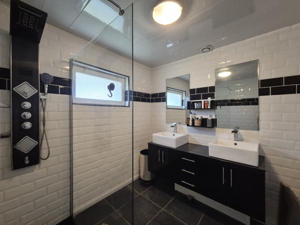 Maison en pierre à 15 km de Rouillac