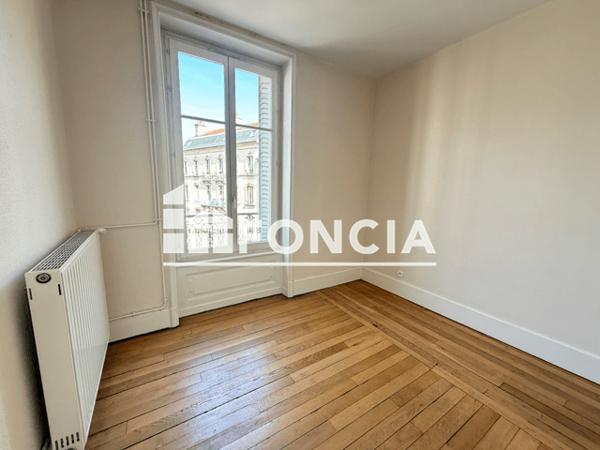 Location Appartement 5 pièces 133.89 m² - 4 RUE DE SERRE Nancy 54000