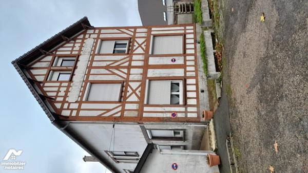 Immeuble comprenant 7 appartement loués