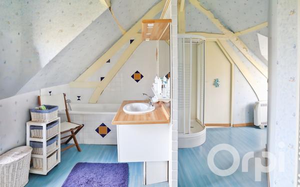 Maison à vendre    9 pièces •  Gournay-en-Bray