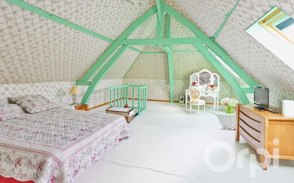 Maison à vendre    9 pièces •  Gournay-en-Bray