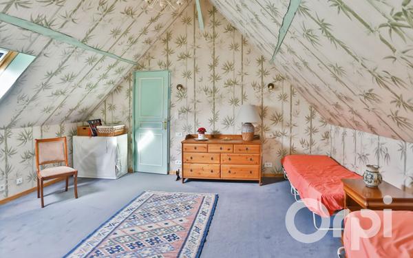 Maison à vendre    9 pièces •  Gournay-en-Bray