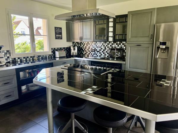 Maison familiale - calme et moderne - proche Claye-Souilly