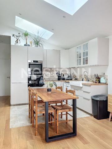 A louer Maison de 3 pièces meublée - CHAMPLAN - 80m² avec 100m² de garage et atelier
