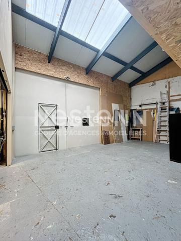 A louer Maison de 3 pièces meublée - CHAMPLAN - 80m² avec 100m² de garage et atelier