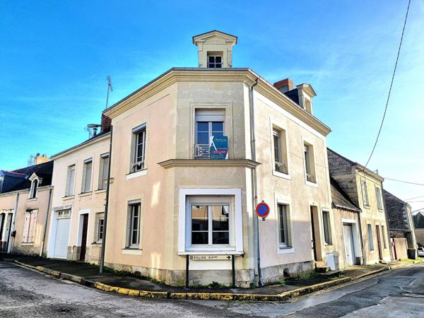 Maison Chateauneuf Sur Sarthe 9 pièce(s) 170 m2