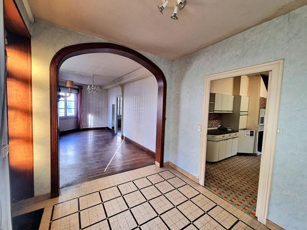 Maison Chateauneuf Sur Sarthe 9 pièce(s) 170 m2