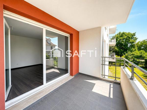Appartement F3 centre-ville Saint-Louis – Garage, parking & balcon