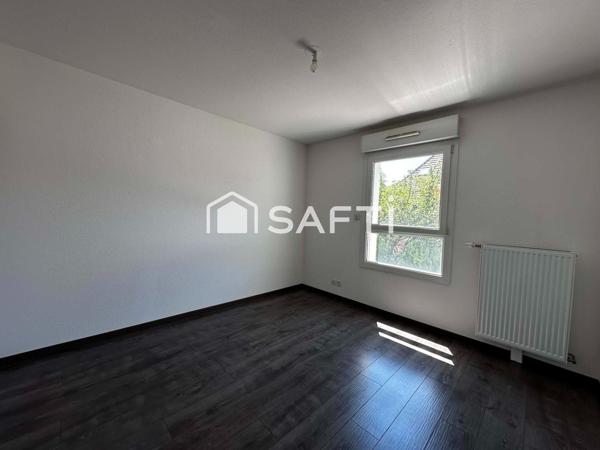 Appartement F3 centre-ville Saint-Louis – Garage, parking & balcon
