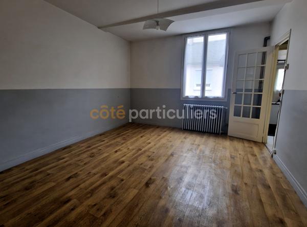 Vente
                Immeuble5 Pièces -
                    MONTARGIS (45200)