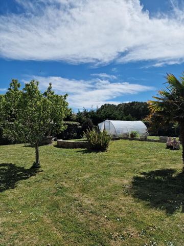 Proche côte sauvage.