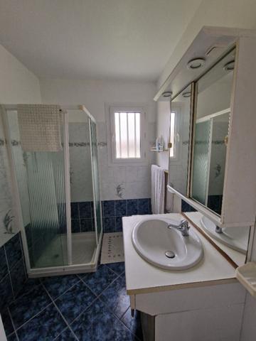 Proche côte sauvage.