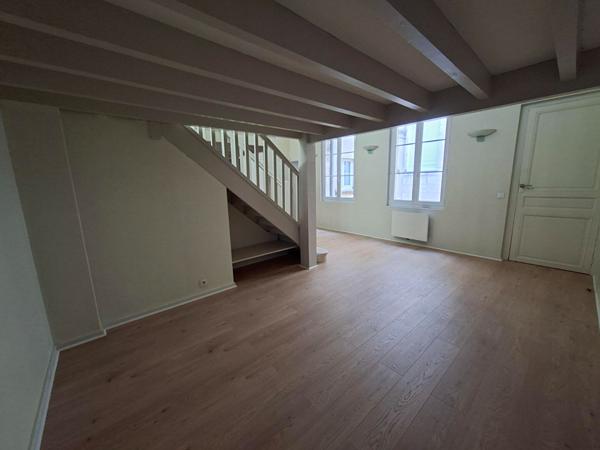 A louer Appartement Bordeaux T2 bis 56.497 m2