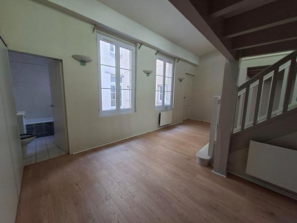 A louer Appartement Bordeaux T2 bis 56.497 m2