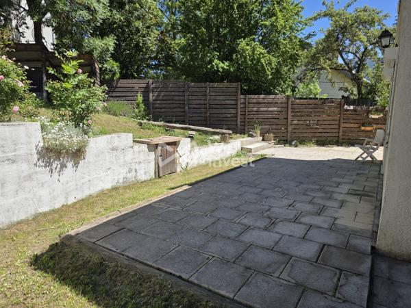 Appartement dans une maison individuelle