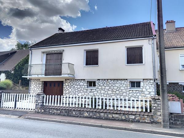 Maison dans le centre de Changé