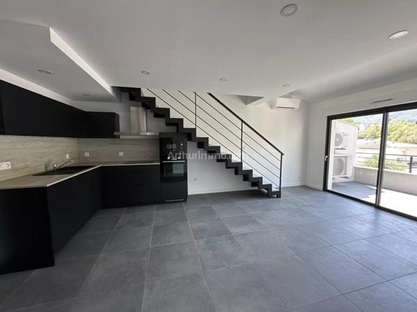Location Appartement 3 pièces 78 m2 à Ajaccio
