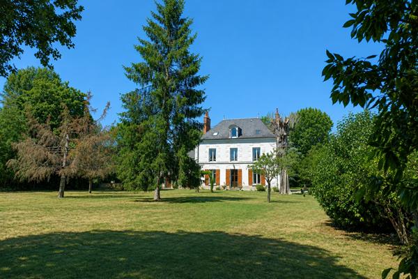 Vente Maison de luxe Veuzain-sur-Loire 10 Pièces 203 m²