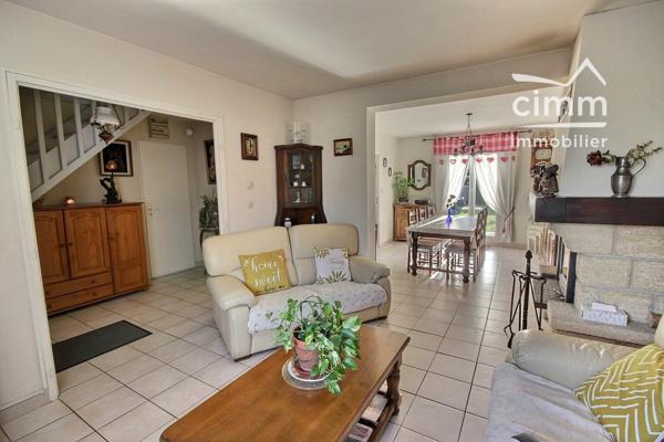À vendre – Maison mitoyenne avec jardin et vue sur les montagnes à Scionzier