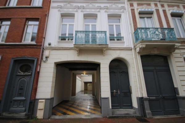 A LOUER : Parking à LILLE • Rue Jean Bart - PLACE PHILIPPE LEBON • 87 € CC • Réf. 00603-11
