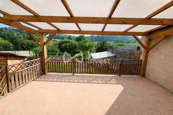 Maison ancienne 1820 – 238 m² – Terrain 3 500 m² – Dépendance