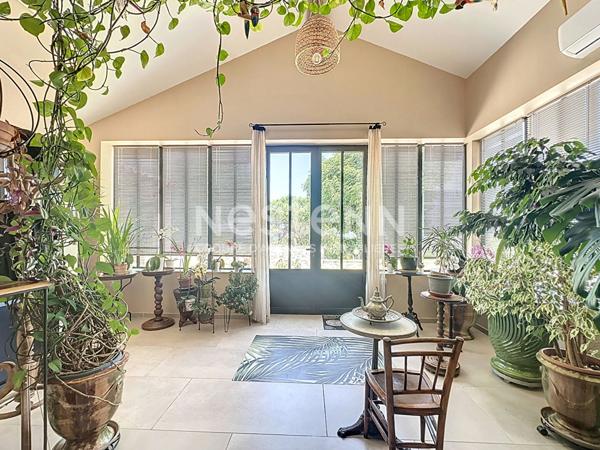 Demeure de prestige en pierre entièrement rénovée 500m2 Vue exceptionnelle Gîte & dépendances Piscine Gers