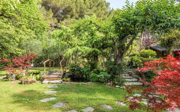 Maison à vendre    5 pièces • 165 m2 La Gaude