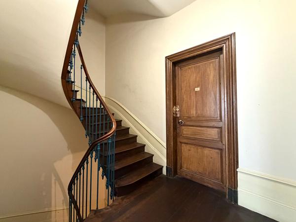 Immeuble 13 pièces 305 m2