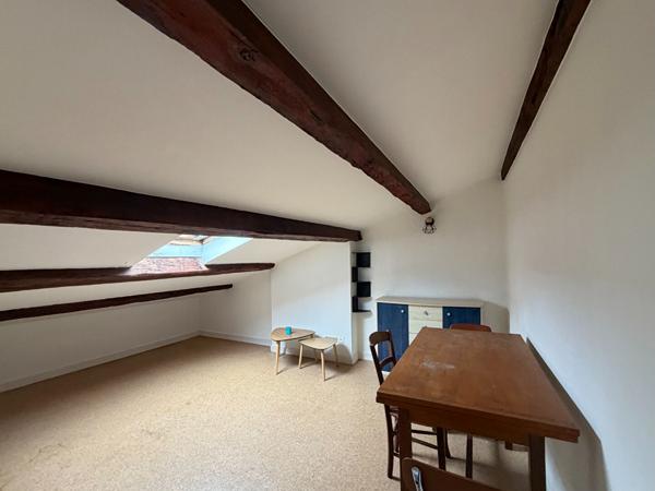 Immeuble 13 pièces 305 m2