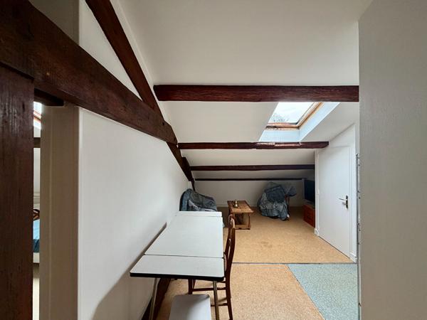 Immeuble 13 pièces 305 m2