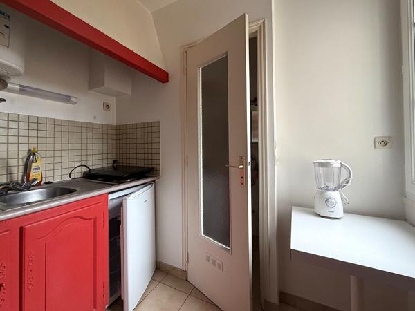 Immeuble 13 pièces 305 m2