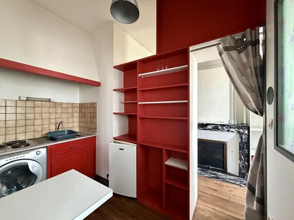 Immeuble 13 pièces 305 m2