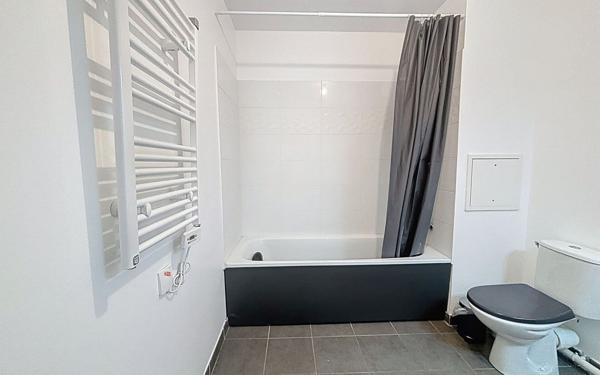 Appartement à vendre    2 pièces • 42,85 m2 Roissy-en-Brie