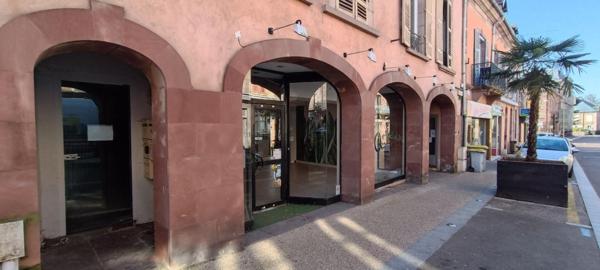 Local commercial  212m2