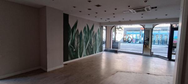 Local commercial  212m2