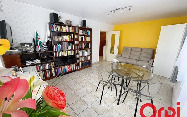 Appartement à vendre    2 pièces • 42,54 m2 Marseille 10