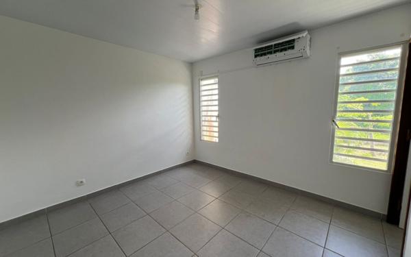 Maison à vendre    5 pièces •  Cayenne