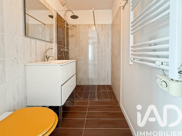 Location appartement 2 pièces 42 m² Montereau-Fault-Yonne