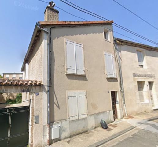 Appartement de ville à Poitiers centre 134 000 € H.A.I.*