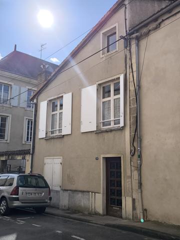 Appartement de ville à Poitiers centre 134 000 € H.A.I.*