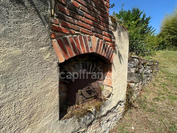 Maison à vendre 17 pièces SAINT CYPRIEN (24) environ 7446m² de terrain