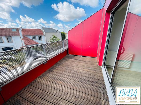 NANTES quartier ZOLA - Appartement dernier étage - 2 chambres - terrasse - Sans vis à vis - parking privé , Nantes