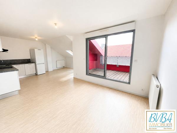 NANTES quartier ZOLA - Appartement dernier étage - 2 chambres - terrasse - Sans vis à vis - parking privé , Nantes